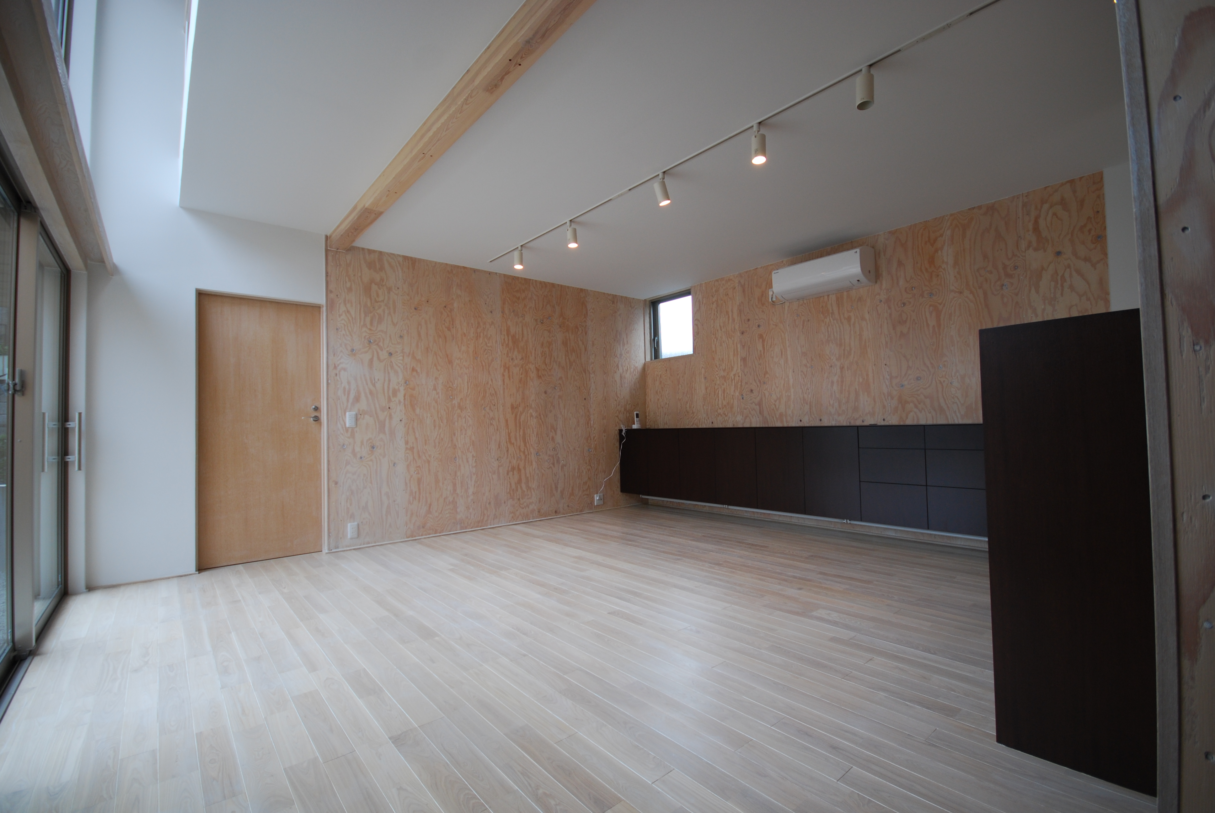 青葉台の家の家