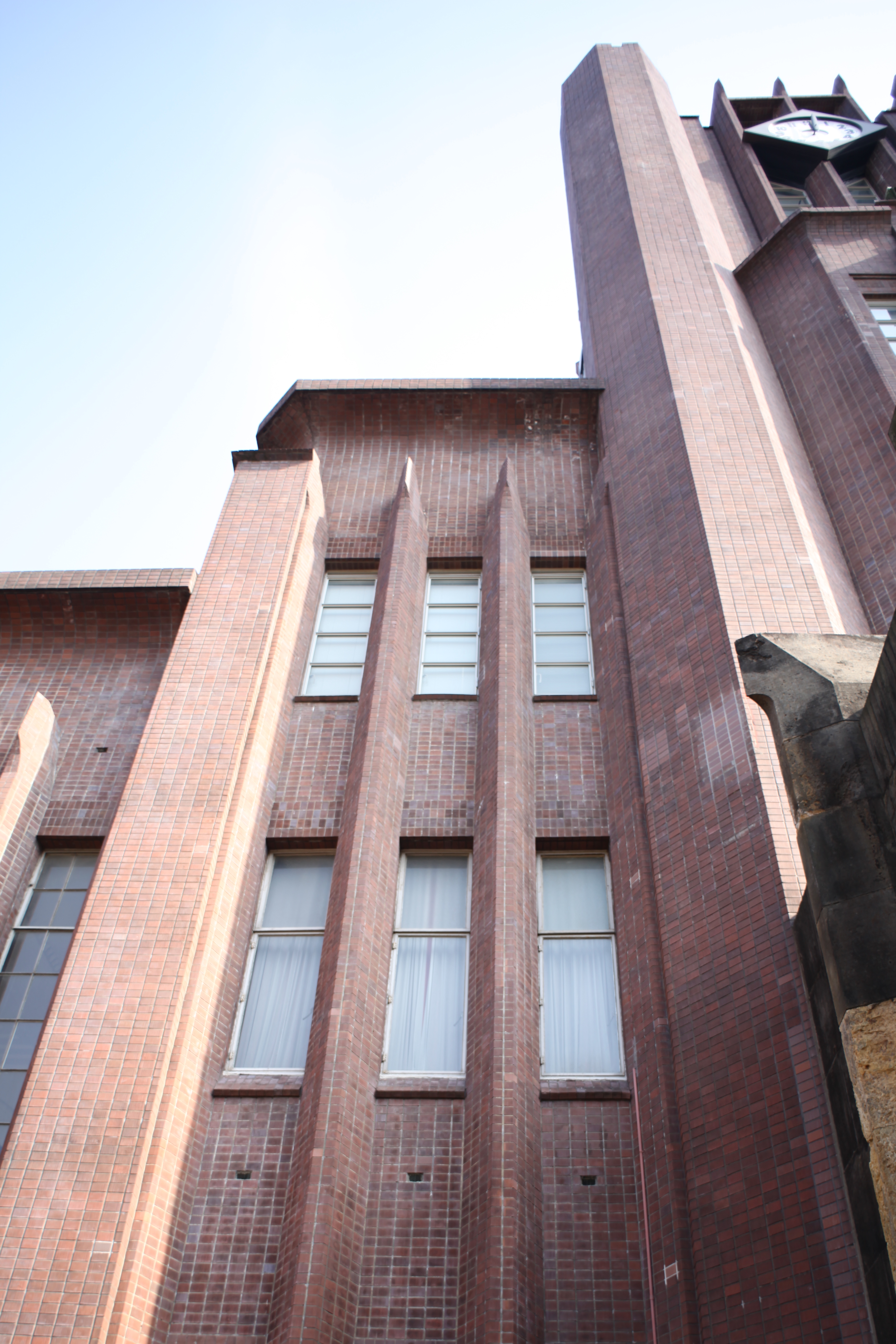 大講堂時計台サッシュ