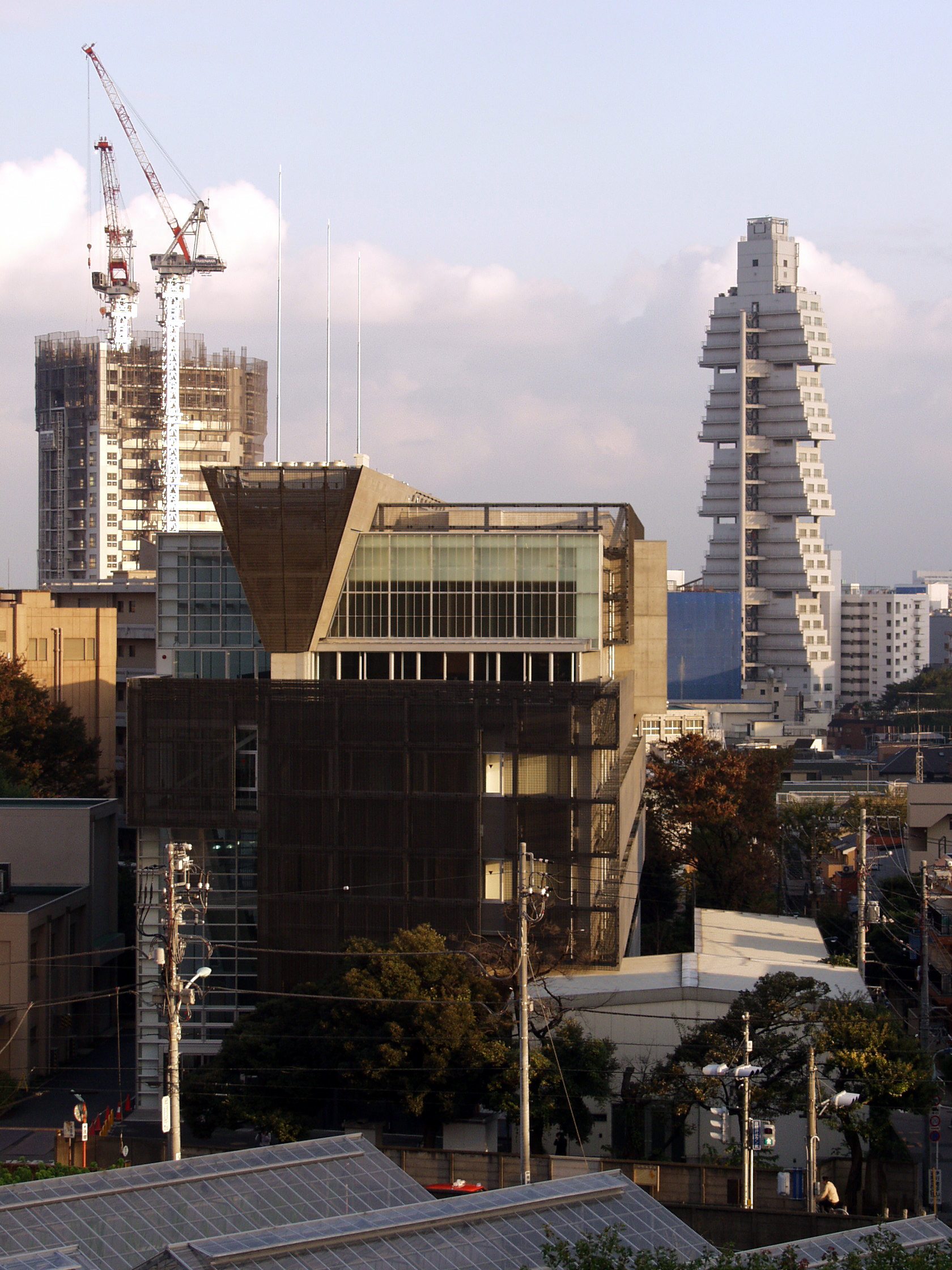 武田先端知ビル